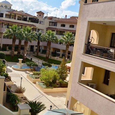 Queens Gardens - Kato Paphos - Next To Kings Ave Mall --- By Yiota Exterior foto