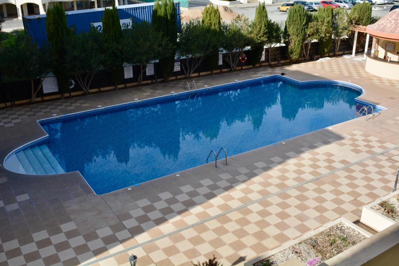 Queens Gardens - Kato Paphos - Next To Kings Ave Mall --- By Yiota Exterior foto